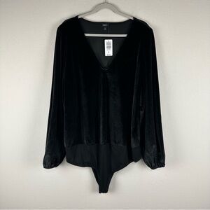 NEW Torrid Black Stretch Velvet V-Neck Long Sleeve Bodysuit Size 4X Plus Size